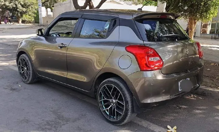 Suzuki Swift 2022 Automatic Sedan – photo 4