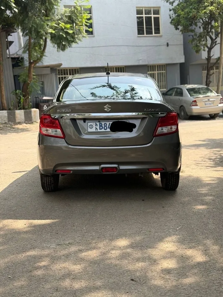 Suzuki Dzire 2021 Automatic – photo 3