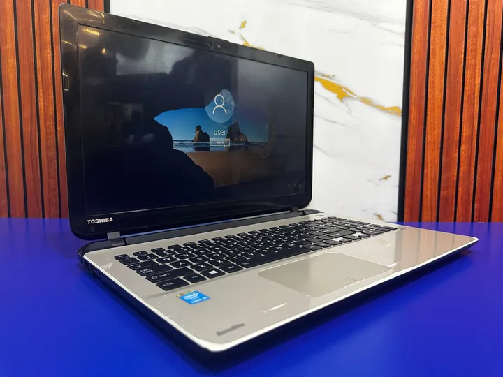 Toshiba C55 i5 8GB 750GB Laptop – photo 6