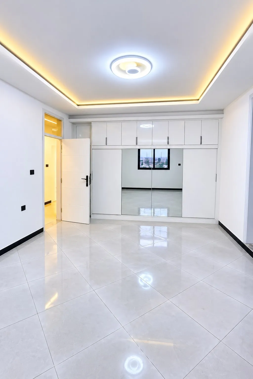 3 Bedroom Apartment for Sale in Summit – photo 3