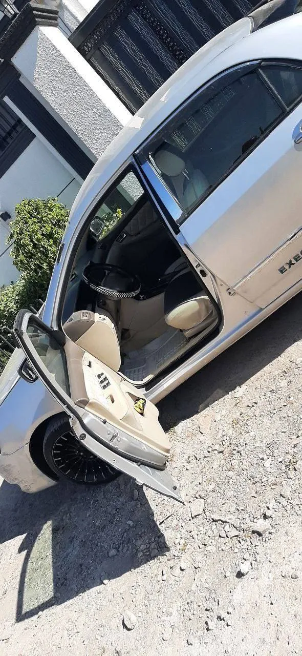 Toyota Corolla 2003 Automatic – photo 6