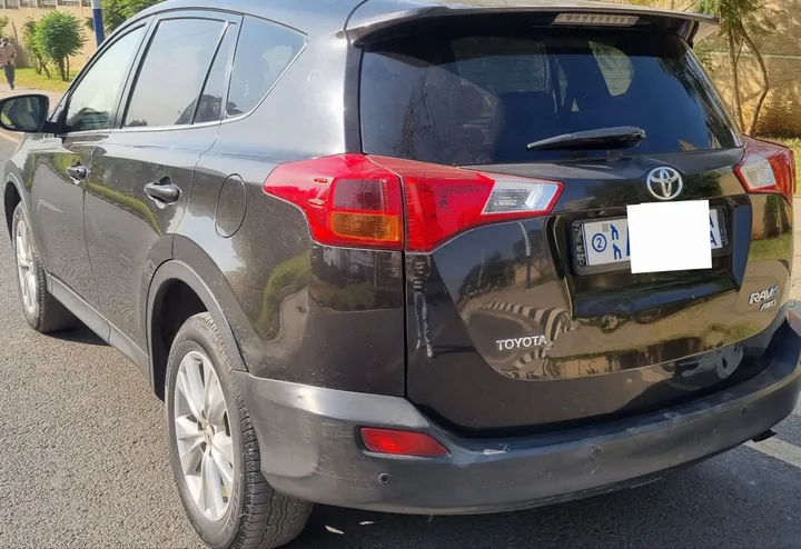 Toyota Rav4 2015 Automatic AWD – photo 4