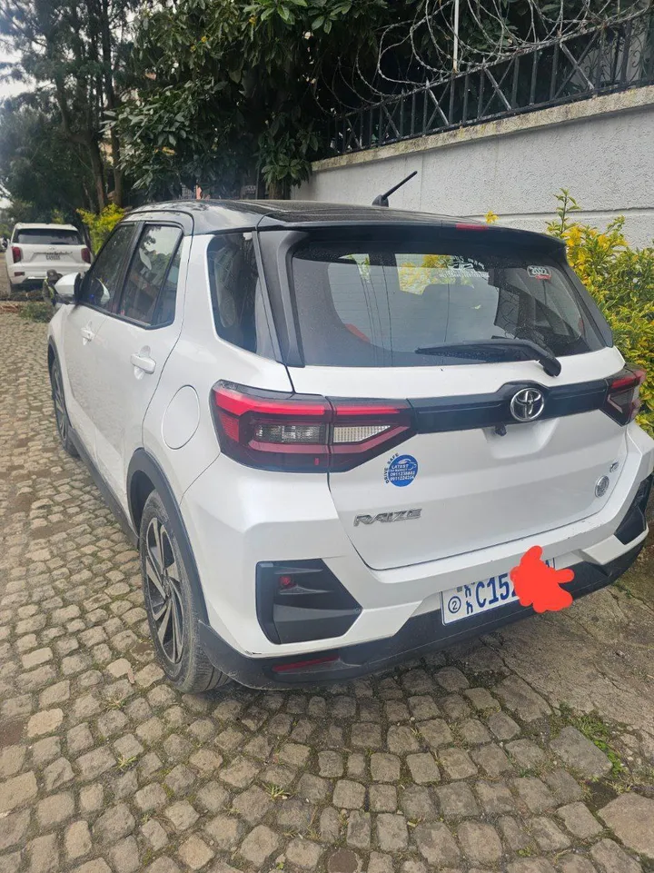 Toyota Raize 2022 SUV – photo 4