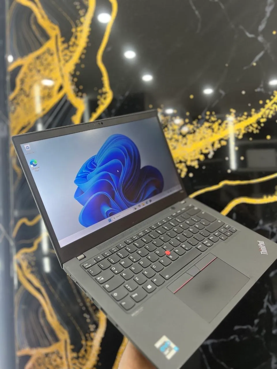 Lenovo ThinkPad T14s Gen 2i – photo 4