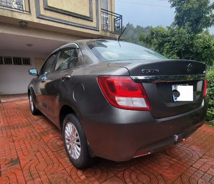 Suzuki Dzire 2021 Automatic – photo 3