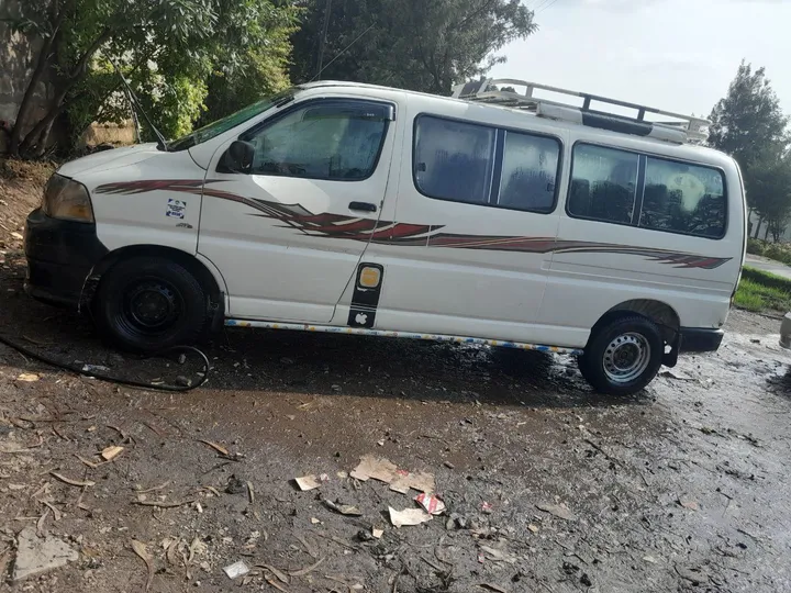 Toyota Van Model 2008 – photo 3
