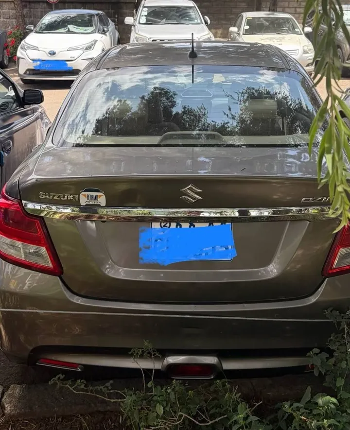 2022 Suzuki Dzire Automatic – photo 5
