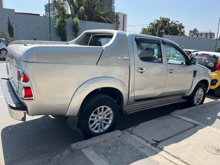 Toyota Hilux Double Cab 2014 – photo 3