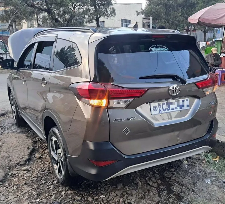 Toyota Rush S Grade 2022 – photo 5