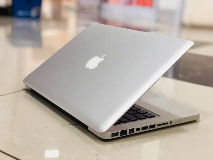 Apple MacBook Pro 2010 13.3 Inch – photo 3
