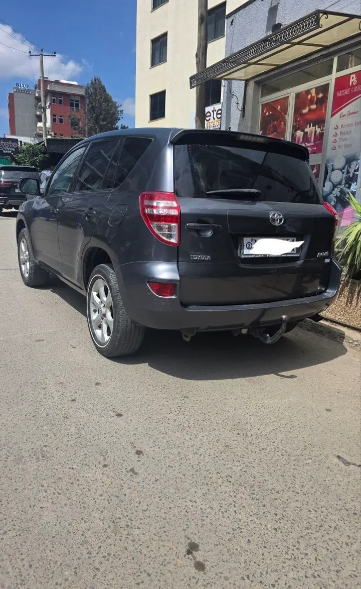 Toyota Rav4 2012 4WD Automatic – photo 6