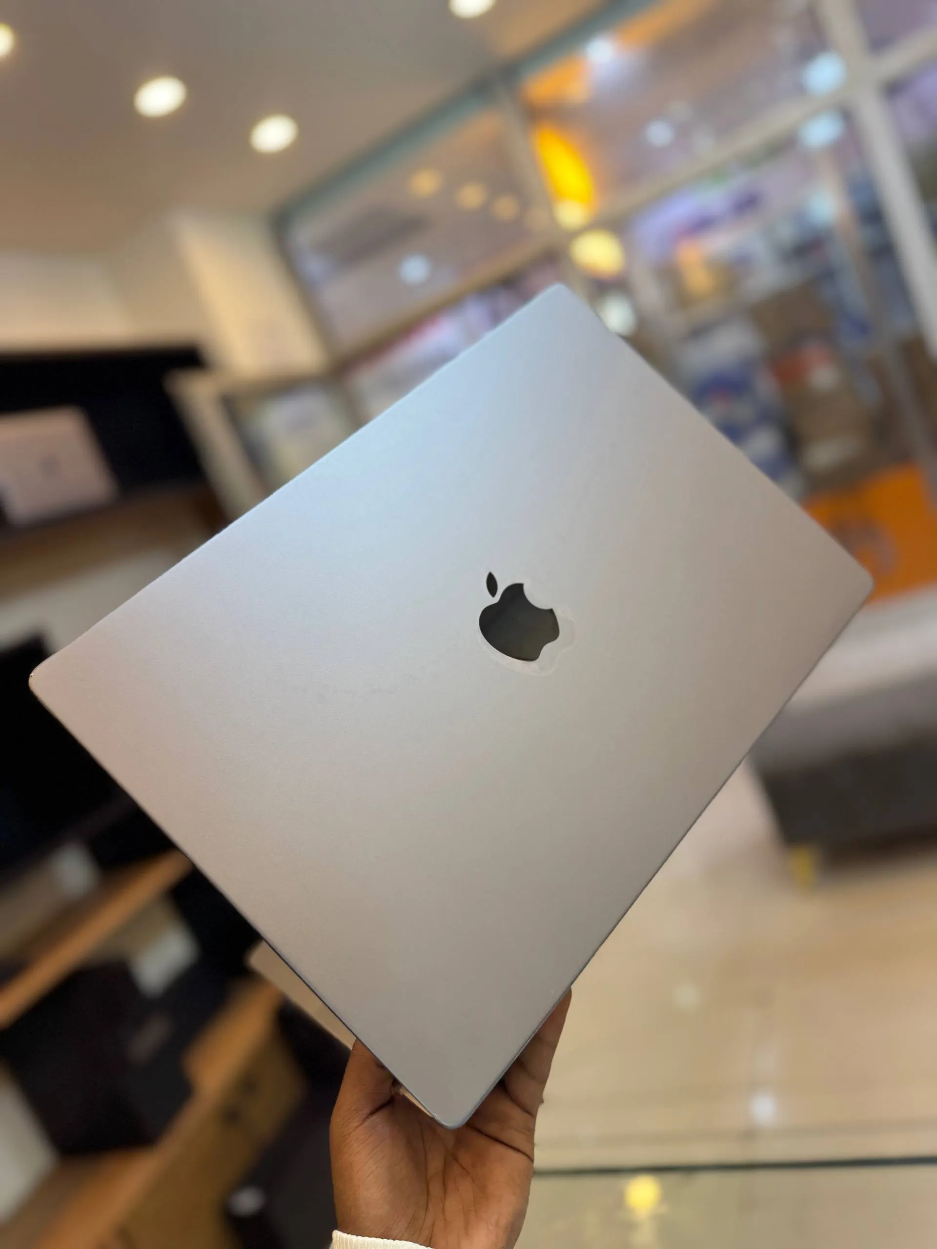 Apple MacBook Pro 16-inch M1 Pro – photo 5