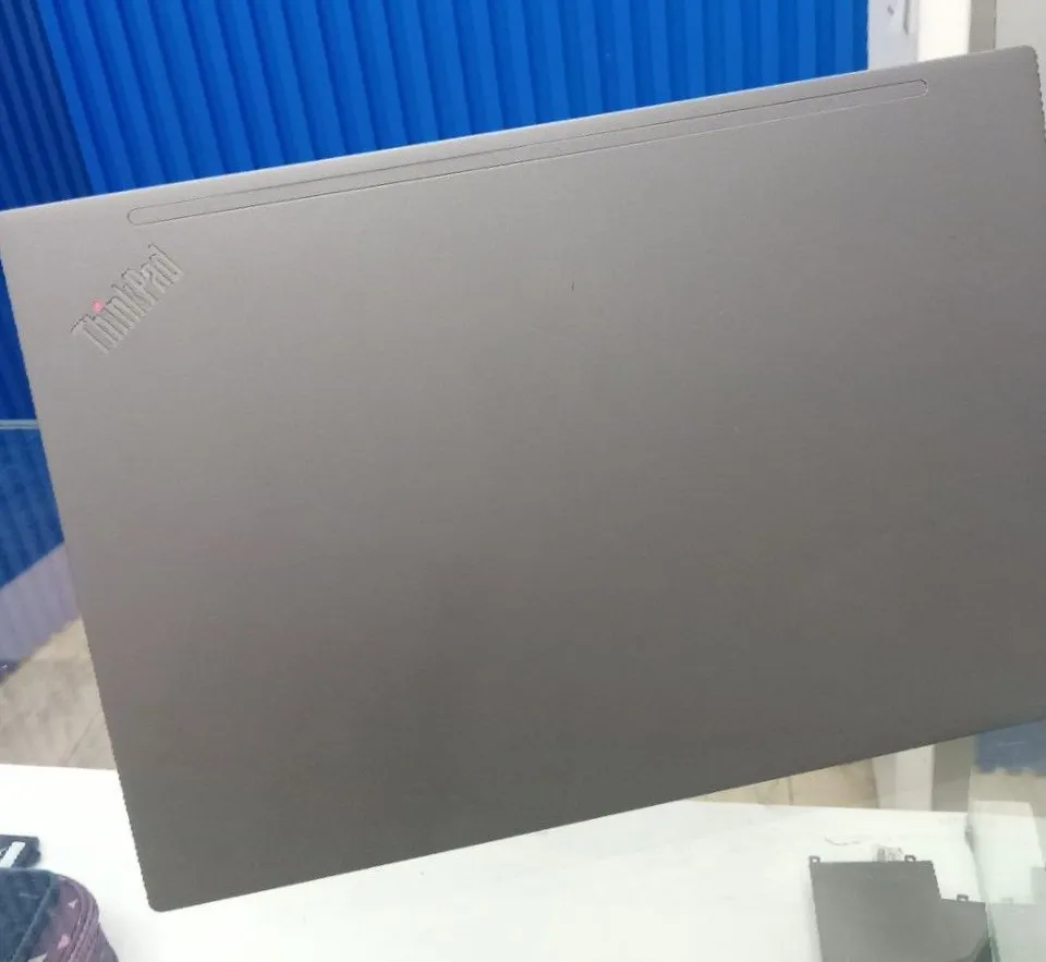 Lenovo T14s i7 16GB 512GB Laptop – photo 4