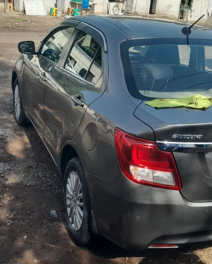 Suzuki Dzire 2022 Automatic – photo 5