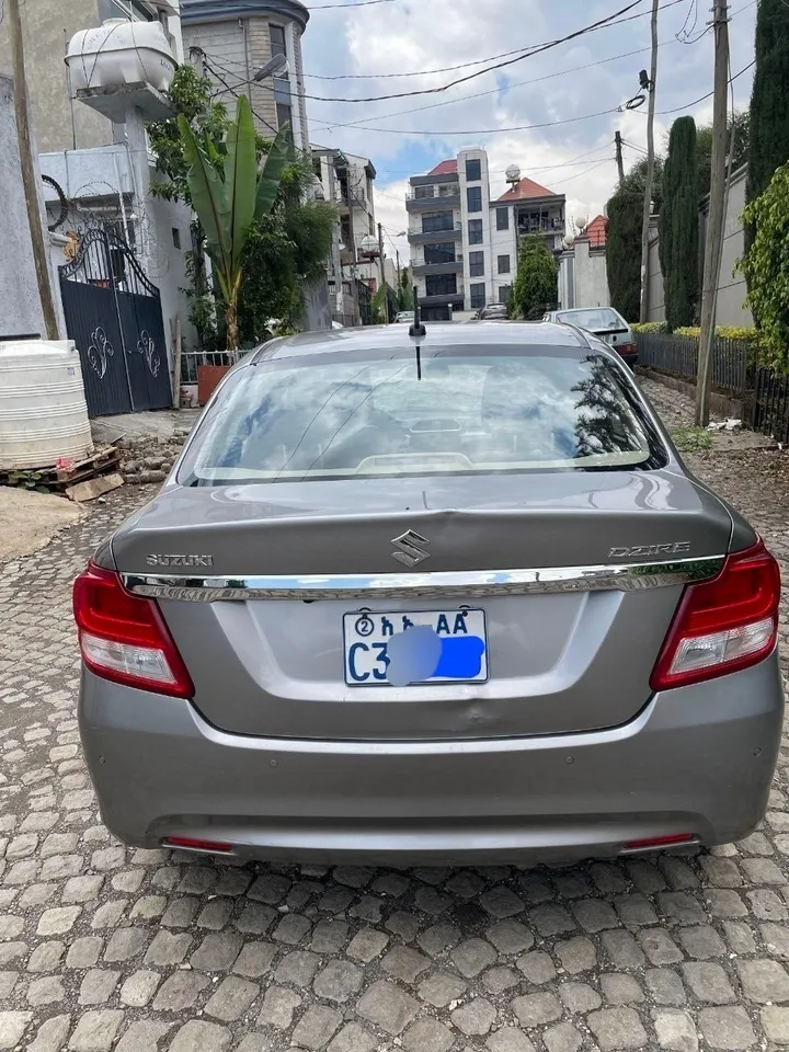 Suzuki Dzire 2022 Automatic – photo 6