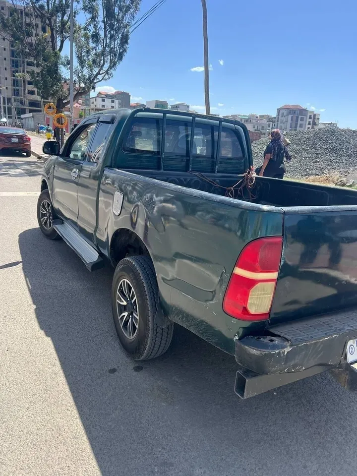 Toyota Hilux 2006 King Cab – photo 3