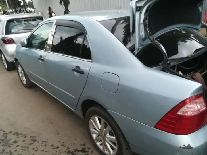 Toyota Corolla 2006 Automatic – photo 4