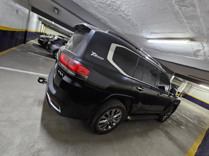 2022 Toyota LandCruiser VXR SUV – photo 6