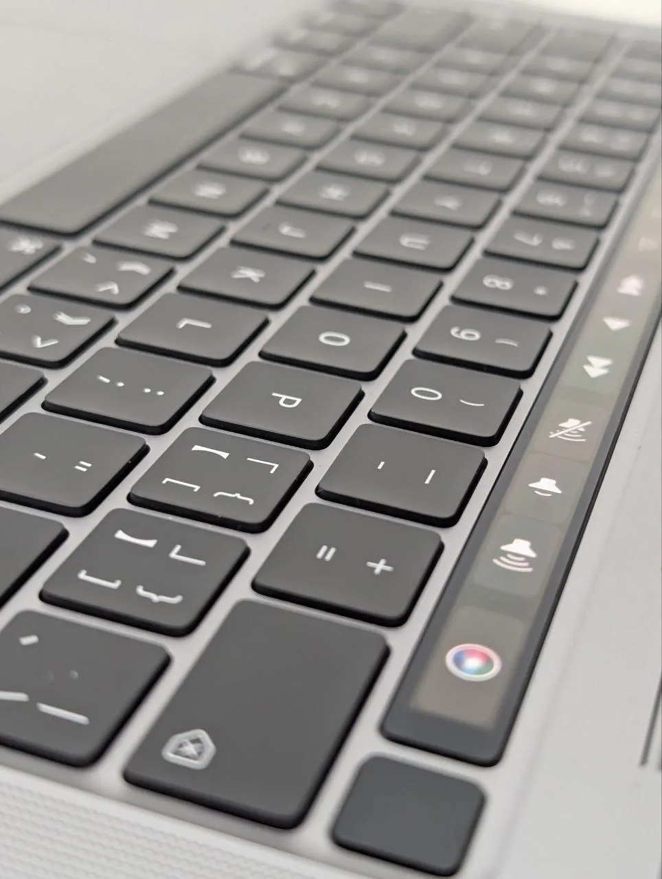 Apple MacBook Pro M2 256GB – photo 3