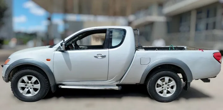 Mitsubishi L200 DID 2008 Manual 4WD – photo 5