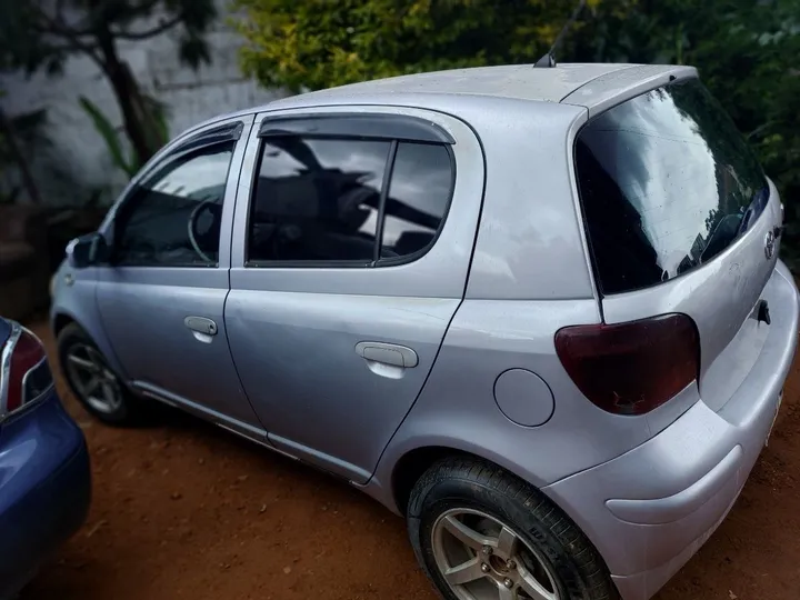 Toyota Vitz 2004 Automatic – photo 4