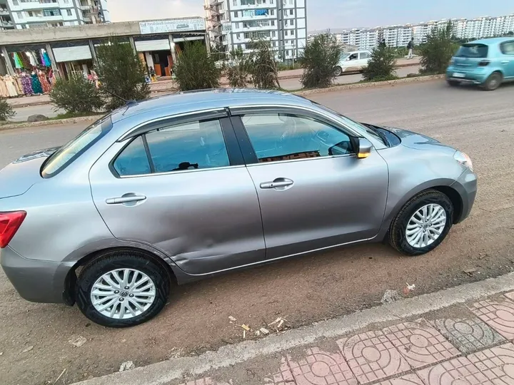 Suzuki Dzire 2021 Automatic – photo 4