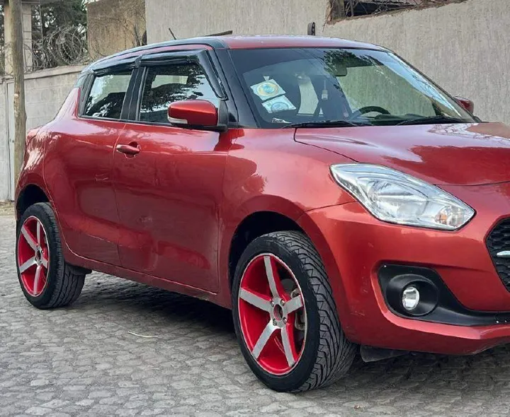 Suzuki Swift 2022 Automatic Full Option – photo 5
