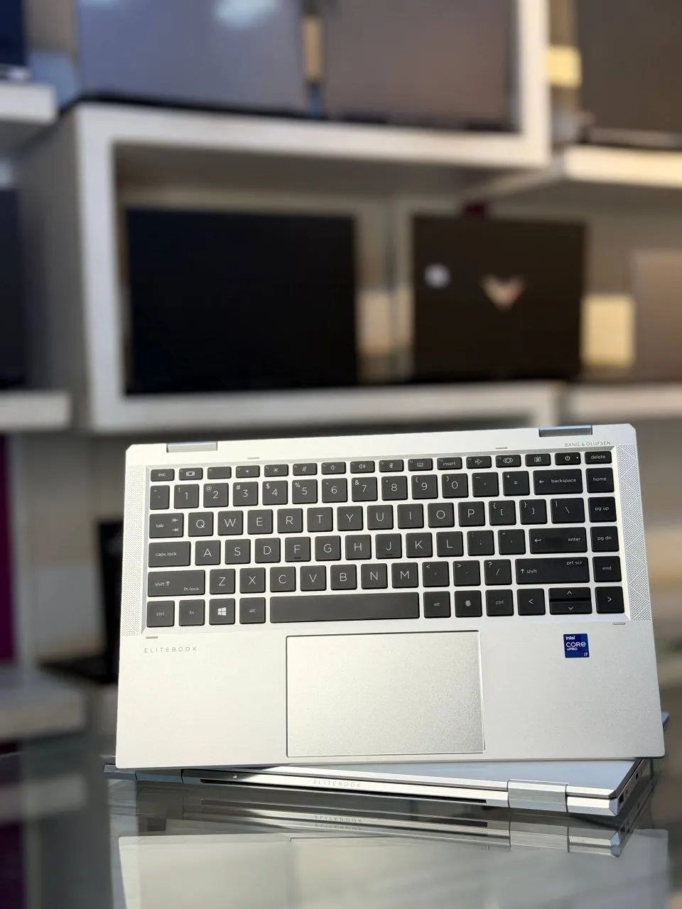 HP EliteBook x360 1040 G8 Laptop – photo 4