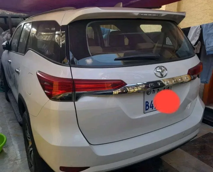 Toyota Fortuner 2019 Full-Option – photo 6
