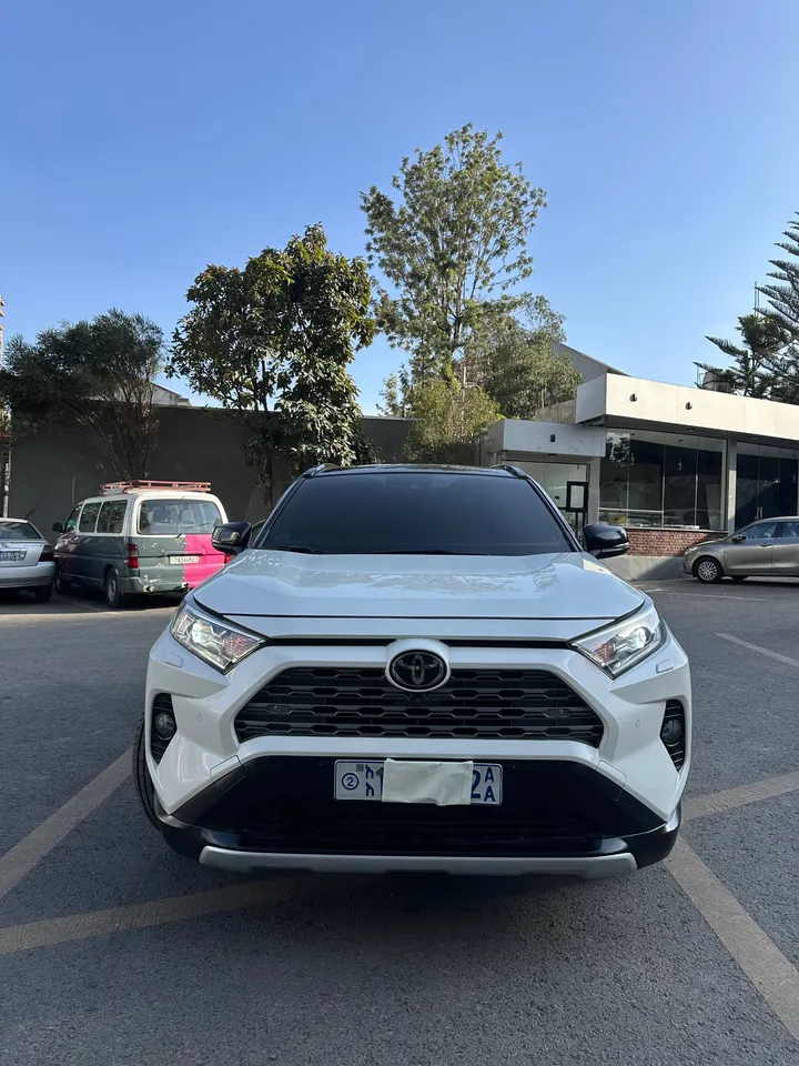 Toyota RAV4 2020 2.5L Petrol – photo 7