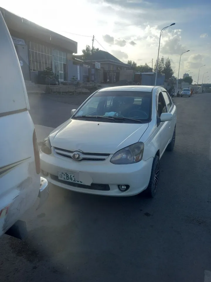 Toyota Platz 2005 Automatic – photo 6