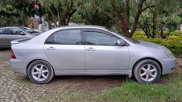 Toyota Corolla 2003 Automatic – photo 4