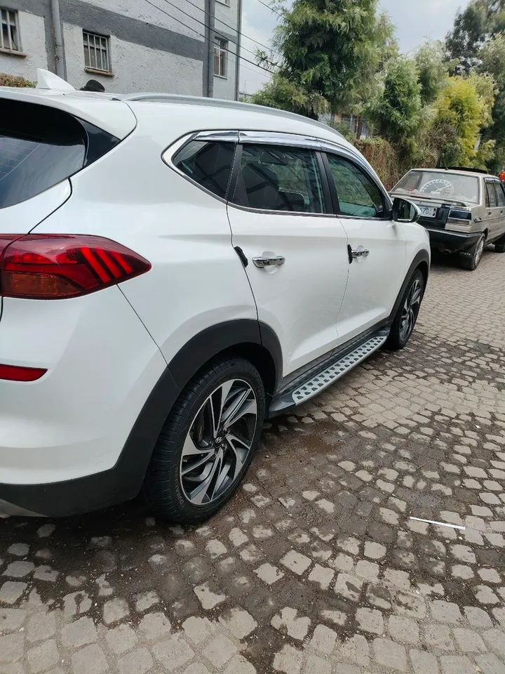 2020 Hyundai Tucson Automatic – photo 4