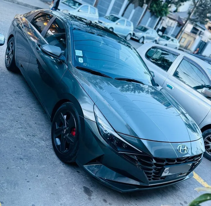Hyundai Avante 2021 Automatic Full-Option – photo 3