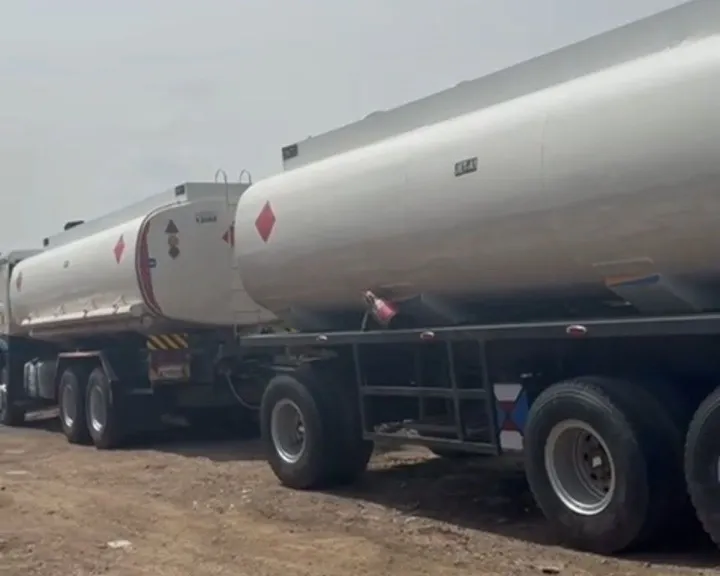 Howo Sino Fuel Tanker 2023 – photo 5