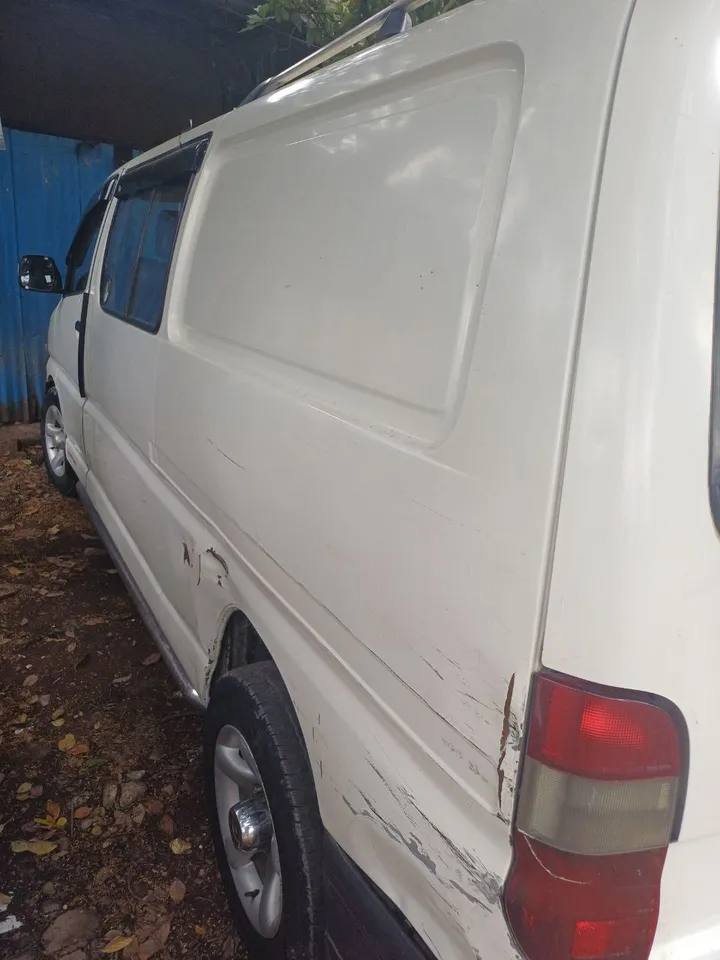 Toyota Hiace Dolphin Diesel Van – photo 8