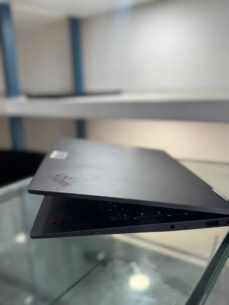 Lenovo ThinkPad X1 Yoga i7 11th Gen – photo 3