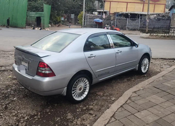 Toyota Corolla 2004 Automatic – photo 3