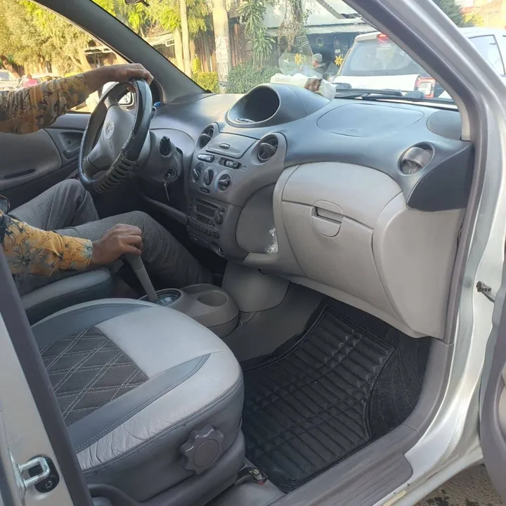 Toyota Platz 2001 Automatic – photo 6