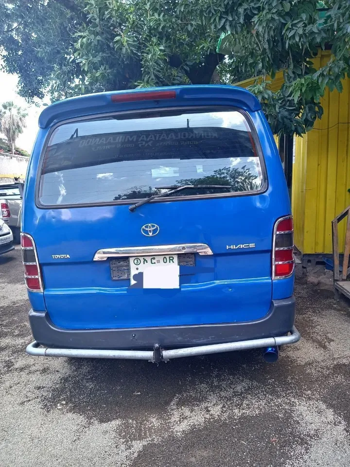 Toyota Shark Fabric Van 2011 – photo 3