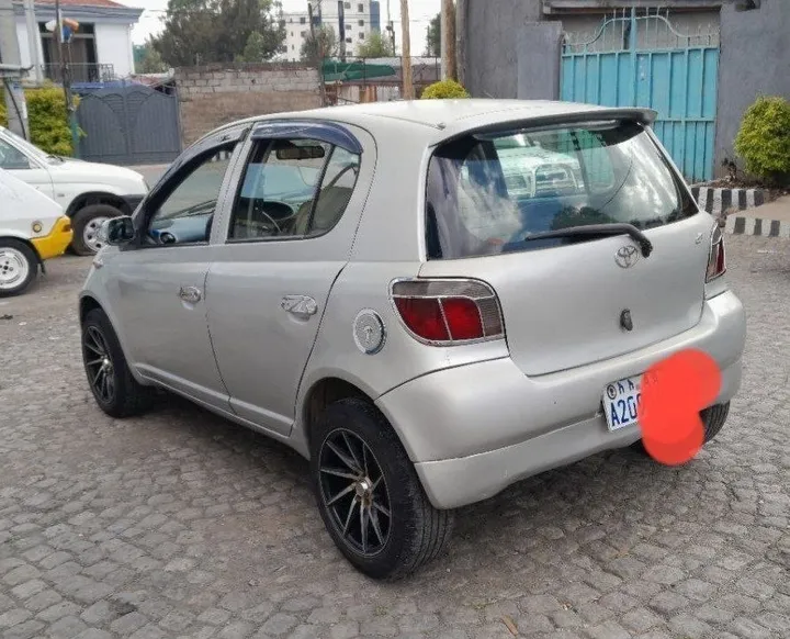Toyota Vitz 2001 Automatic – photo 5