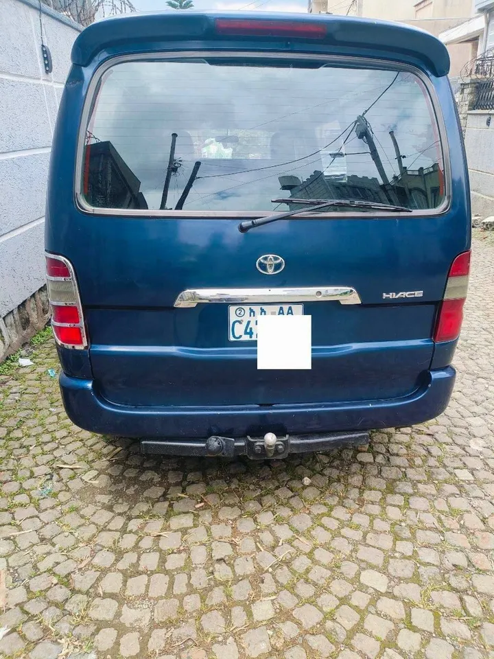 Toyota Hiace Dolphin 2011 – photo 8