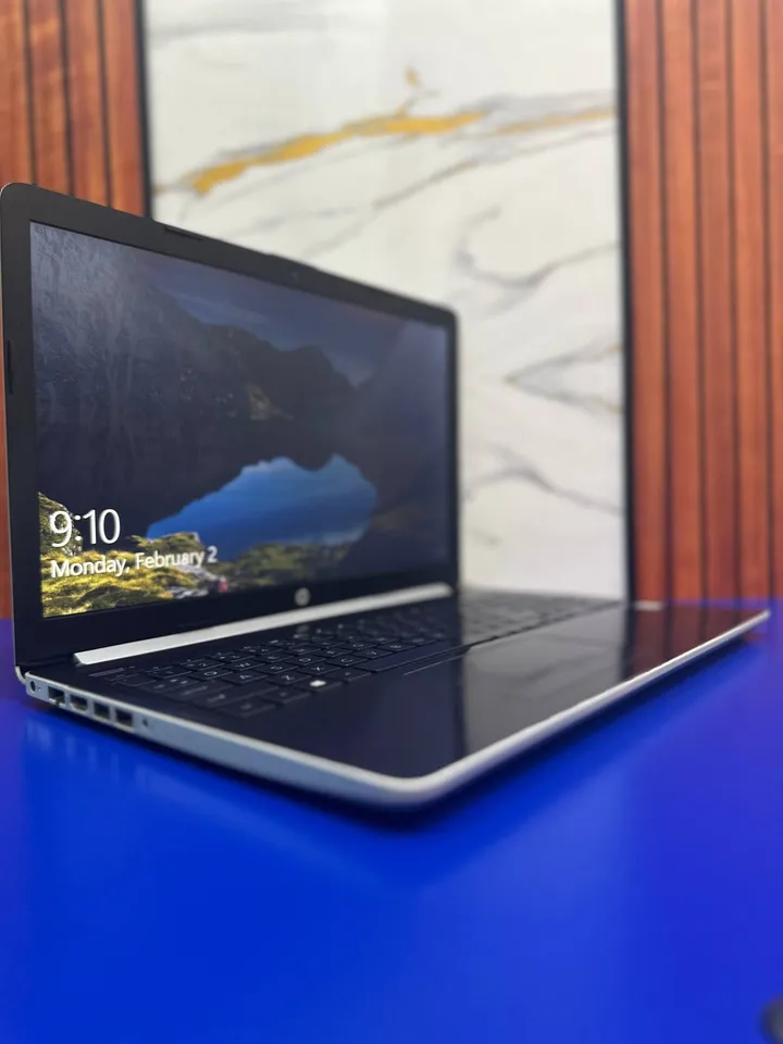 HP Pavilion i5 8th Gen Laptop – photo 4