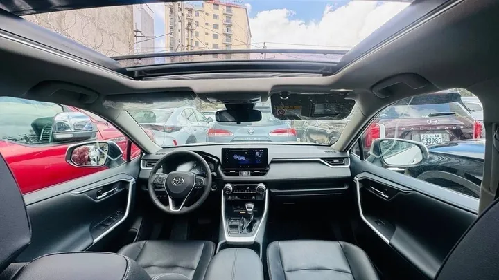 Toyota RAV-4 Hybrid 2024 – photo 3
