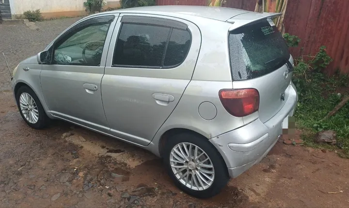 Toyota Vitz 2002 1.0L Automatic – photo 6