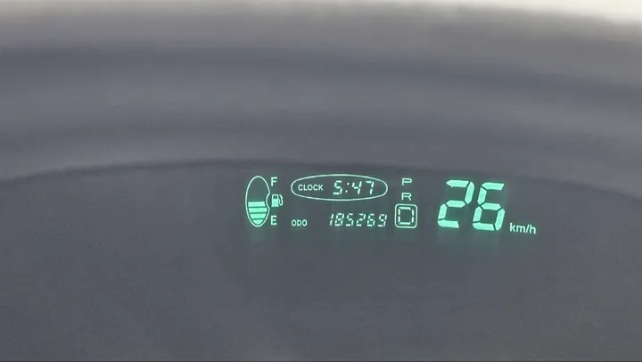 Toyota Vitz 2001 Automatic 1000CC – photo 6