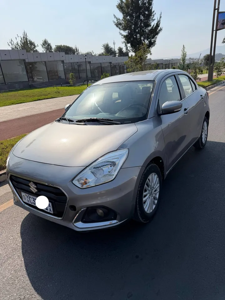 Suzuki Dzire 2022 Automatic – photo 3