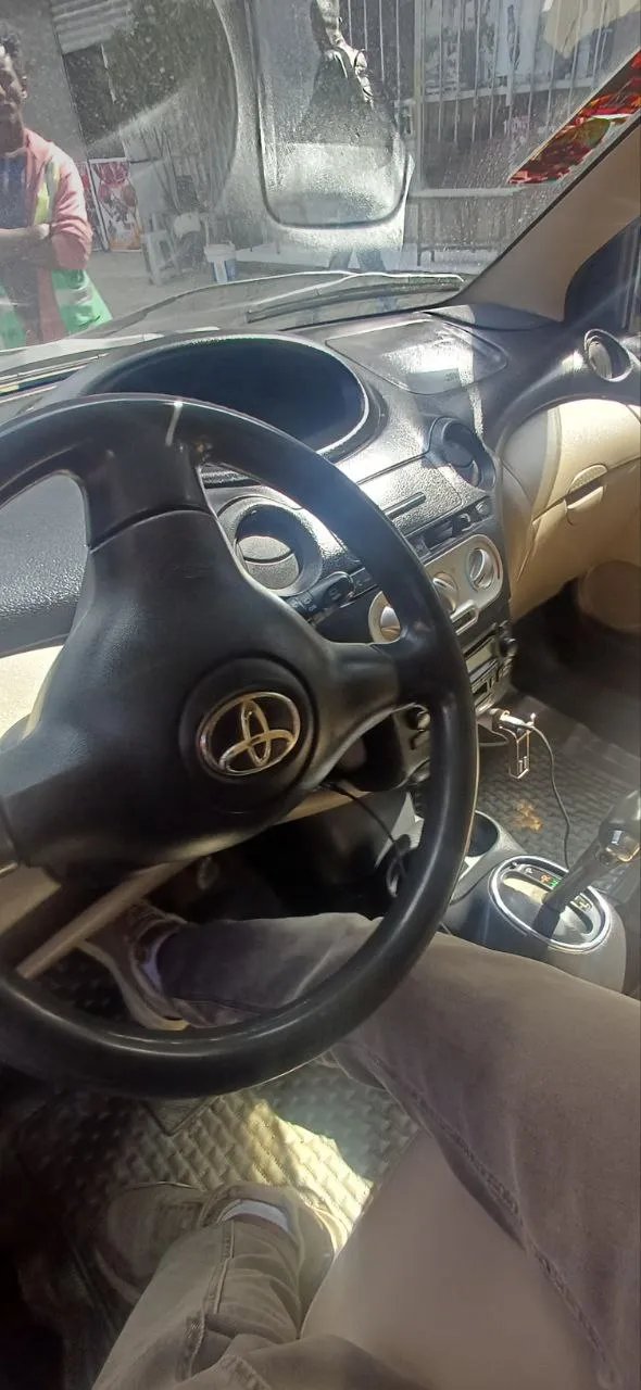 Toyota Vitz 2004 – photo 6