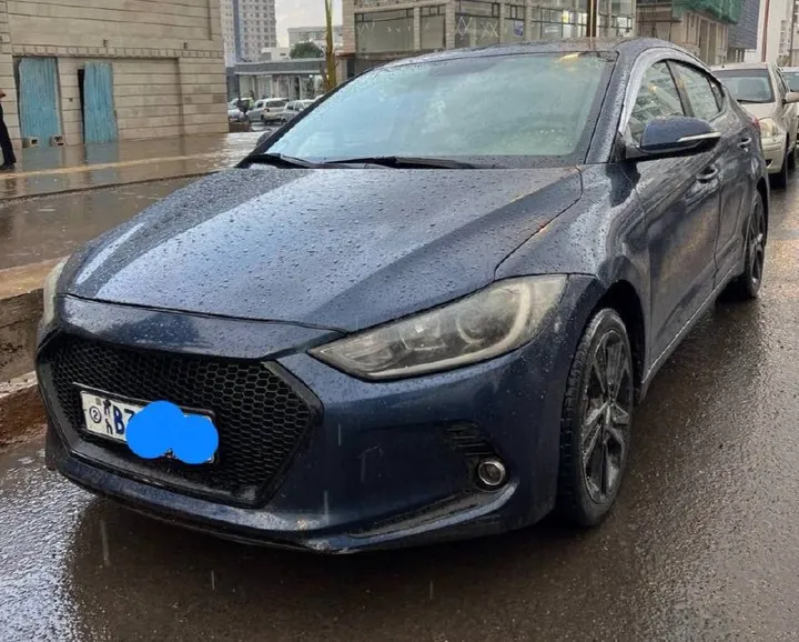 Hyundai Avante 2017 Automatic 1.6L – photo 6
