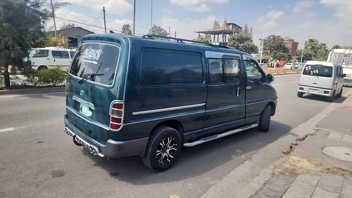 Toyota D4D Dolphin Van 2002 – photo 3